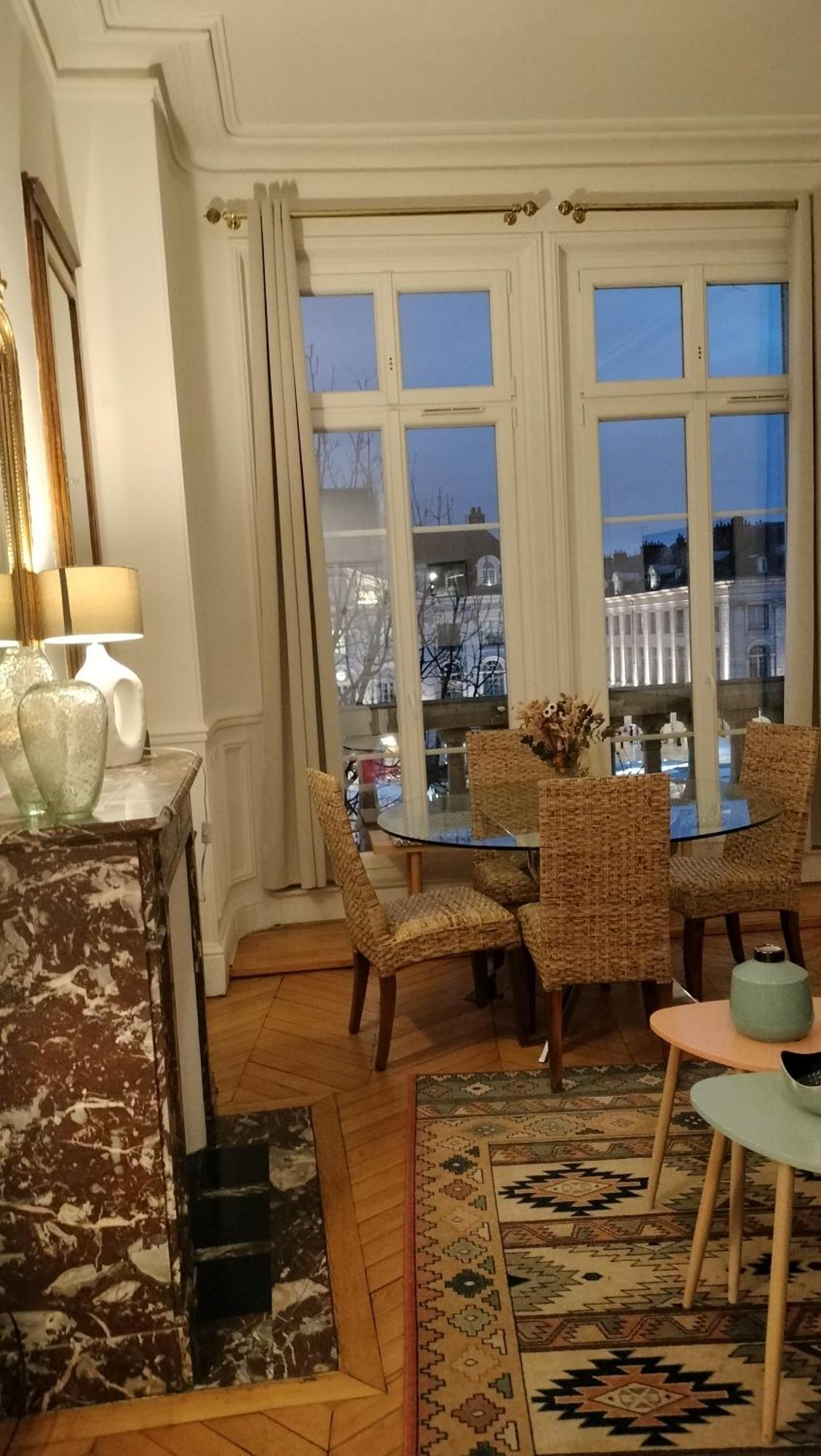 Appartement Avec Belle Vue Sur La Place Du Martroi Orléans Dış mekan fotoğraf